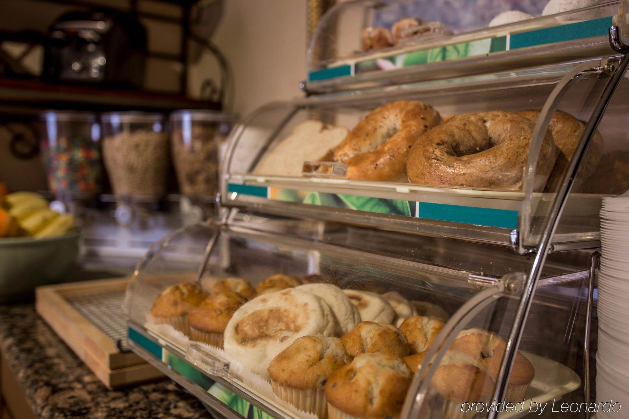 Quality Inn Huntersville Near Lake Norman Ngoại thất bức ảnh