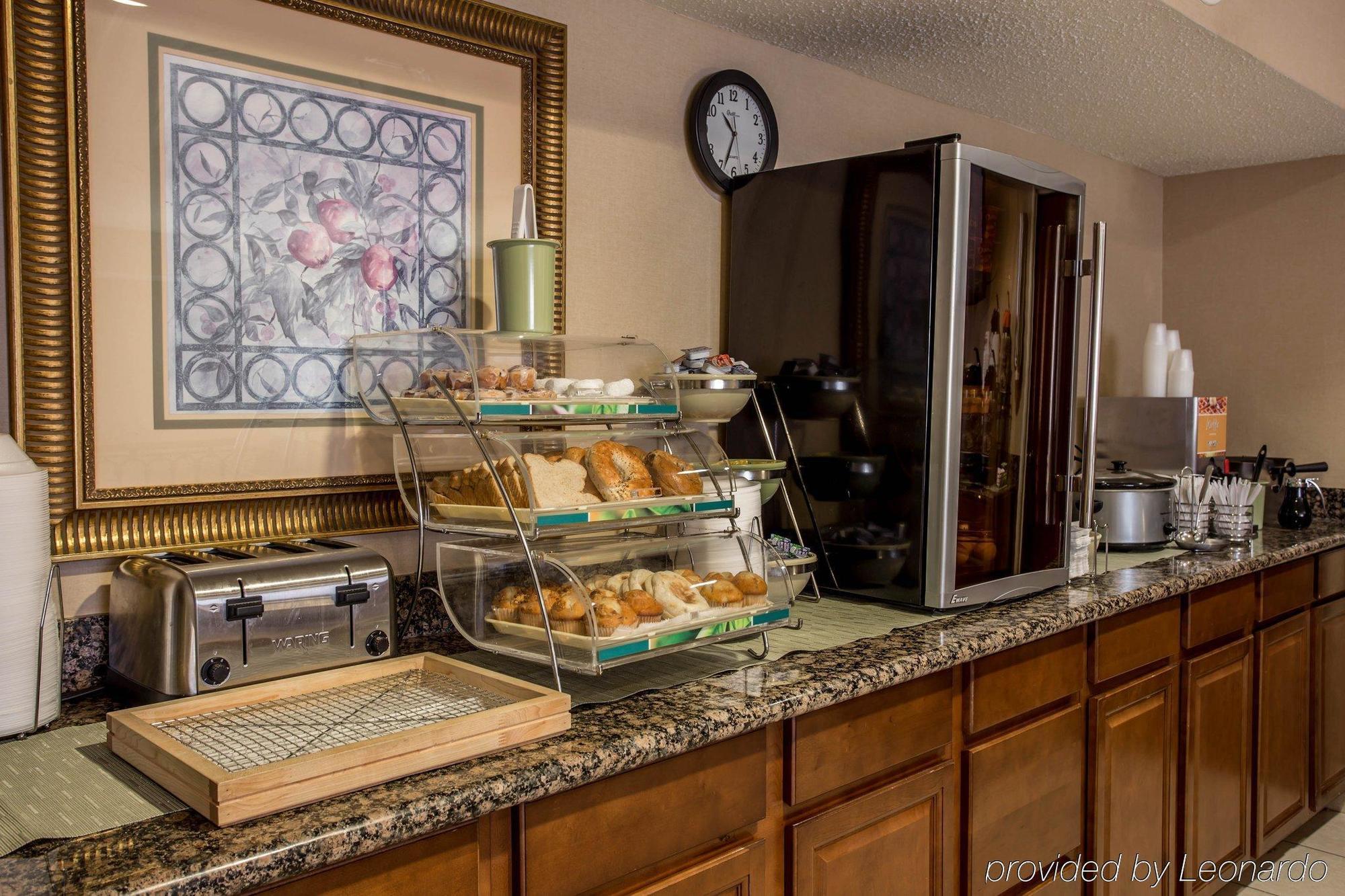 Quality Inn Huntersville Near Lake Norman Ngoại thất bức ảnh
